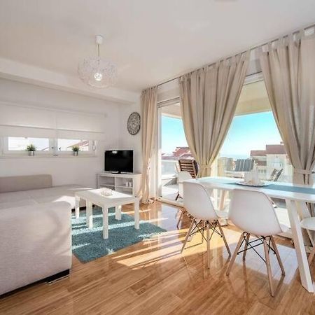 Blue Sky, Modern Sea View Apartment نوفاليا المظهر الخارجي الصورة