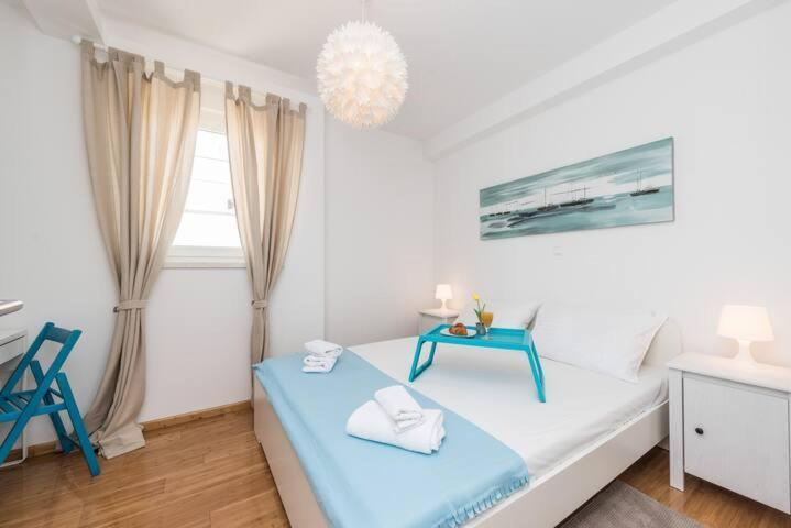 Blue Sky, Modern Sea View Apartment نوفاليا المظهر الخارجي الصورة