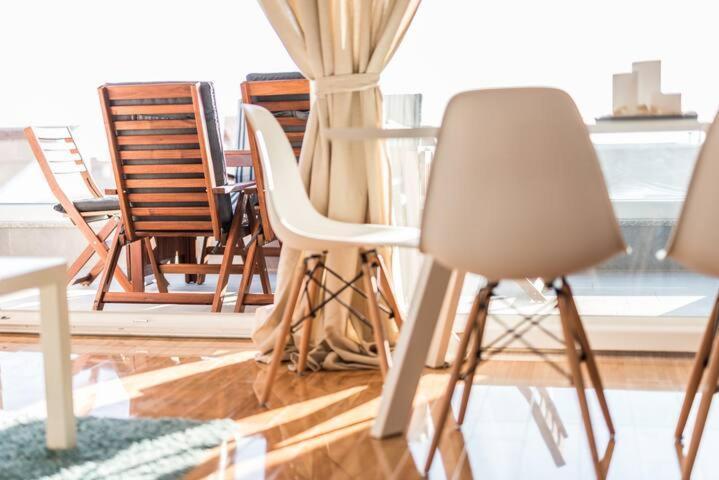 Blue Sky, Modern Sea View Apartment نوفاليا المظهر الخارجي الصورة