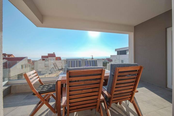 Blue Sky, Modern Sea View Apartment نوفاليا المظهر الخارجي الصورة